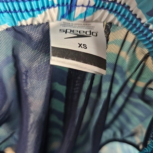 Speedo Boys shark Swim lined Trunks size xs - Picture 5 of 5
